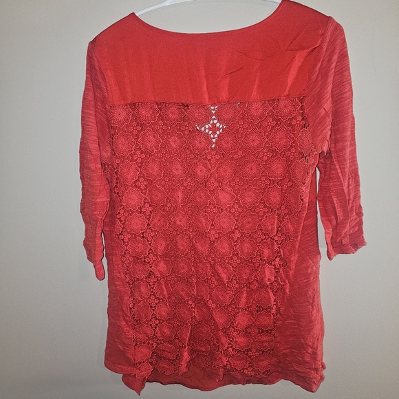 A Pea In The Pod Maternity Shirt - Picture 5 of 6